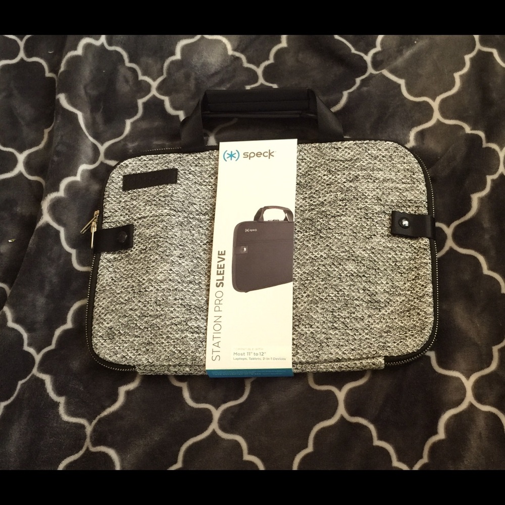 Speck station pro sleeve case for laptops, tablets